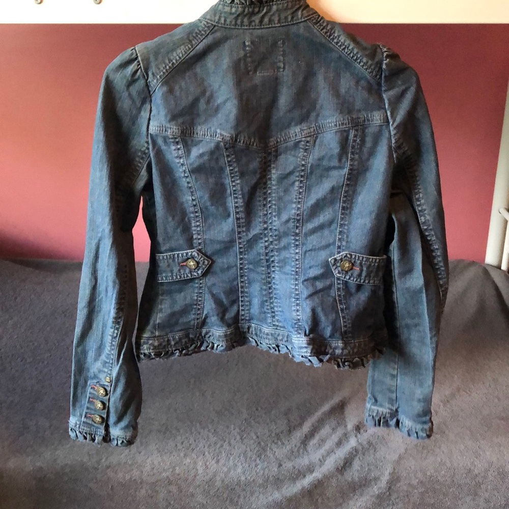 Jean jacket - Picture 2 of 3